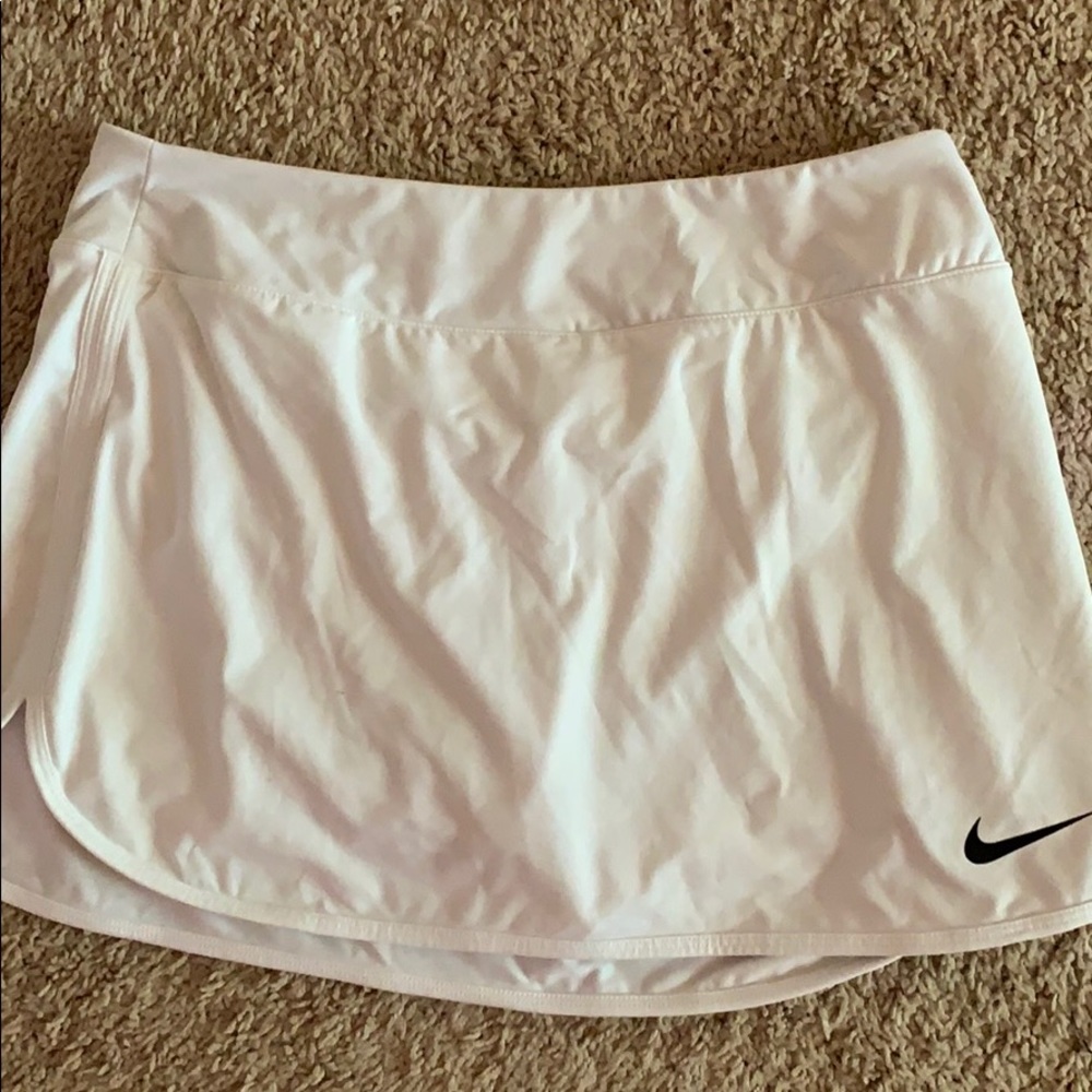 dri fit nike skirt, never worn!